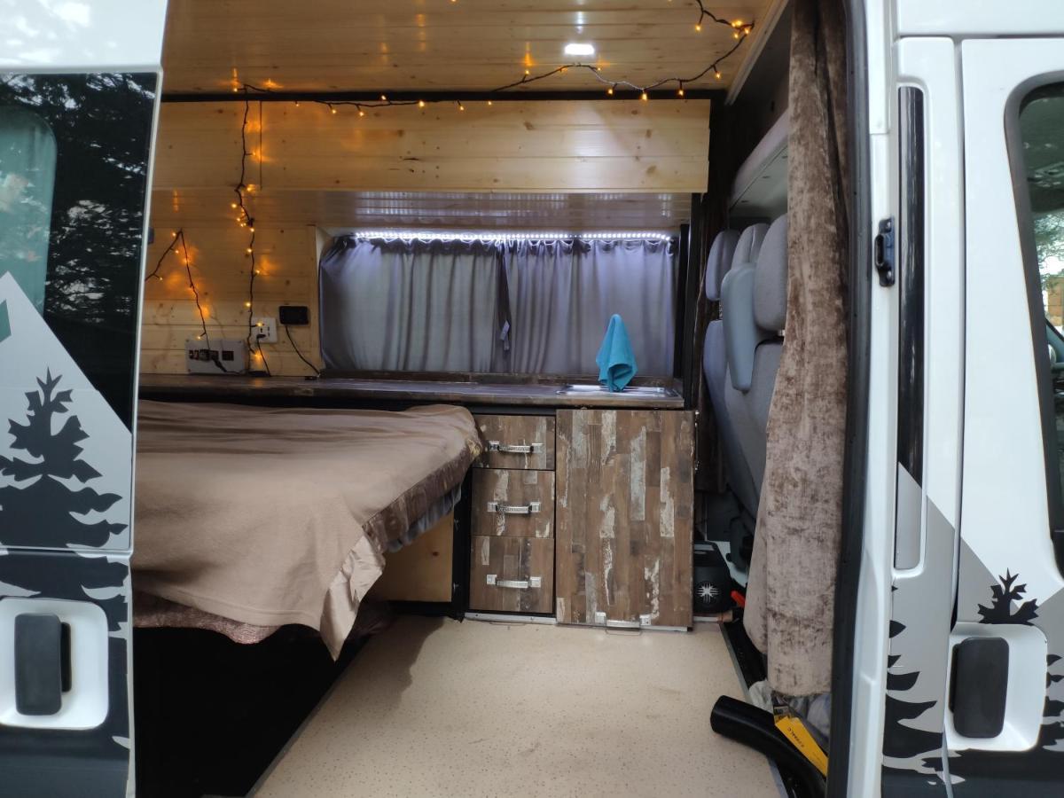 Mta Campervans Apartman Kutaiszi Kültér fotó